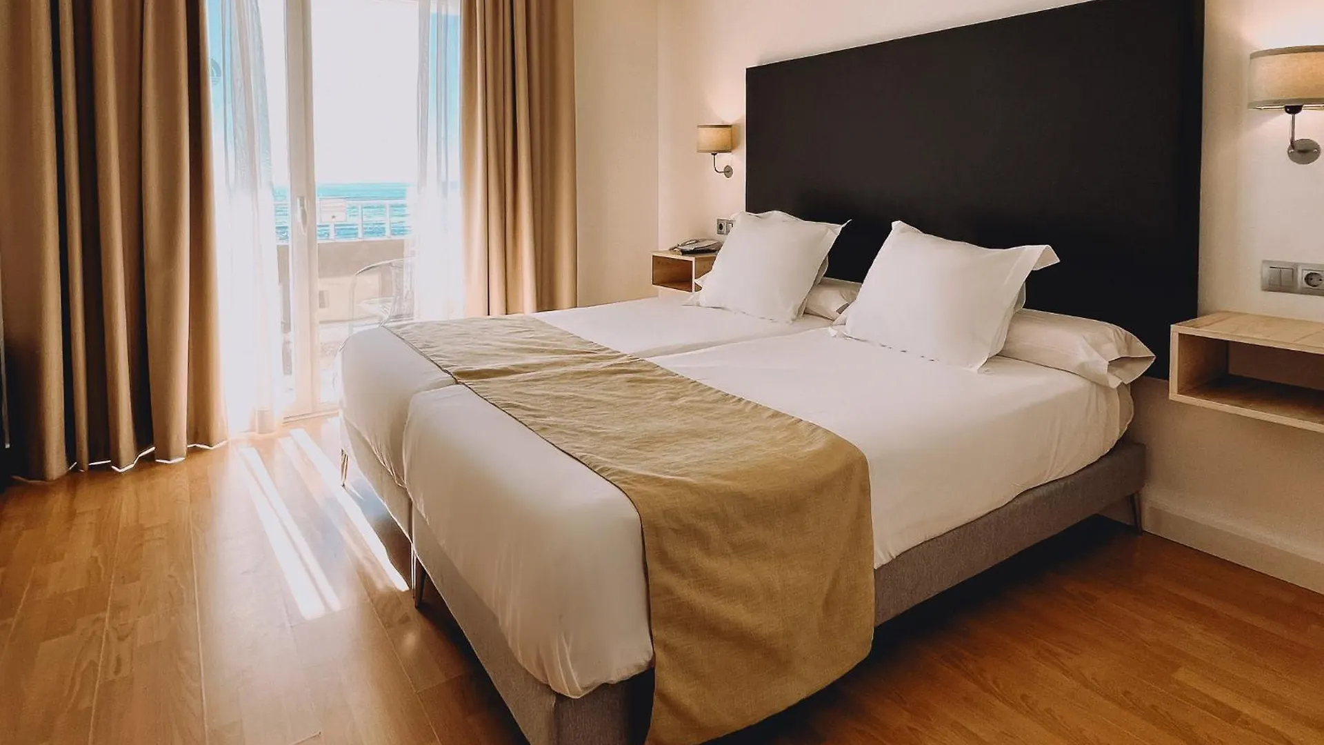 Fay Victoria Beach رينكون ذي لا مْبيكتوري 4*,