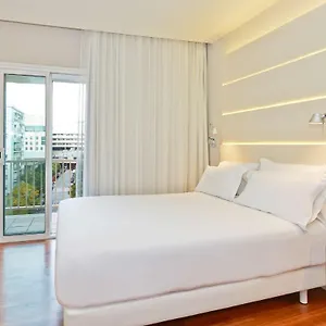 Nh Les Corts 3*, Barcelona Spanje
